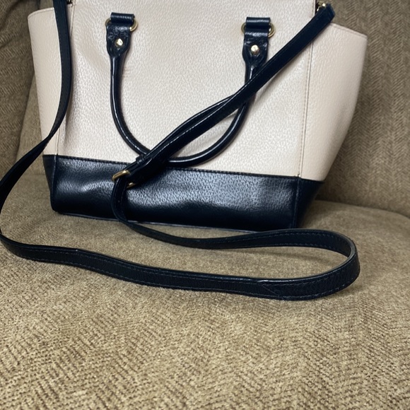 Kate Spade Wellesley Small Camryn Satchel - Picture 16 of 16